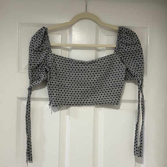 REVOLVE Top - Picture 5 of 7